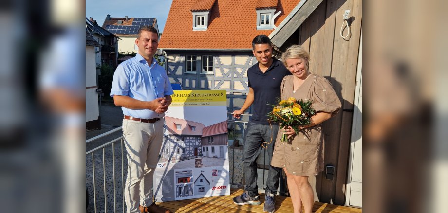 Bürgermeister Kirch gratuliert zum Erhalt des Denkmalschutzpreises